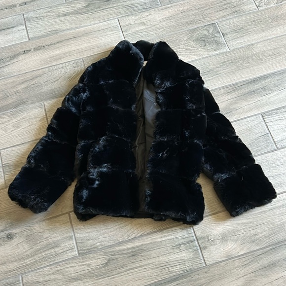 Twenty fall faux fur jacket - Picture 1 of 4